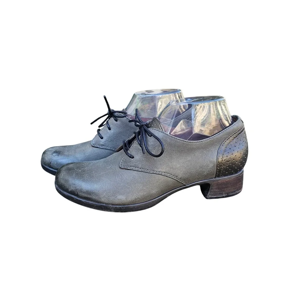Dansko Louise Oxford Shoes 37 Olive Green Leather Lace Up Perforated Block Heel